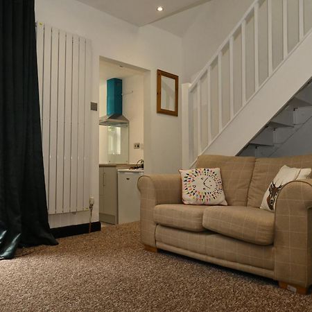 Cozy Luton Apartment Chatham  Luaran gambar