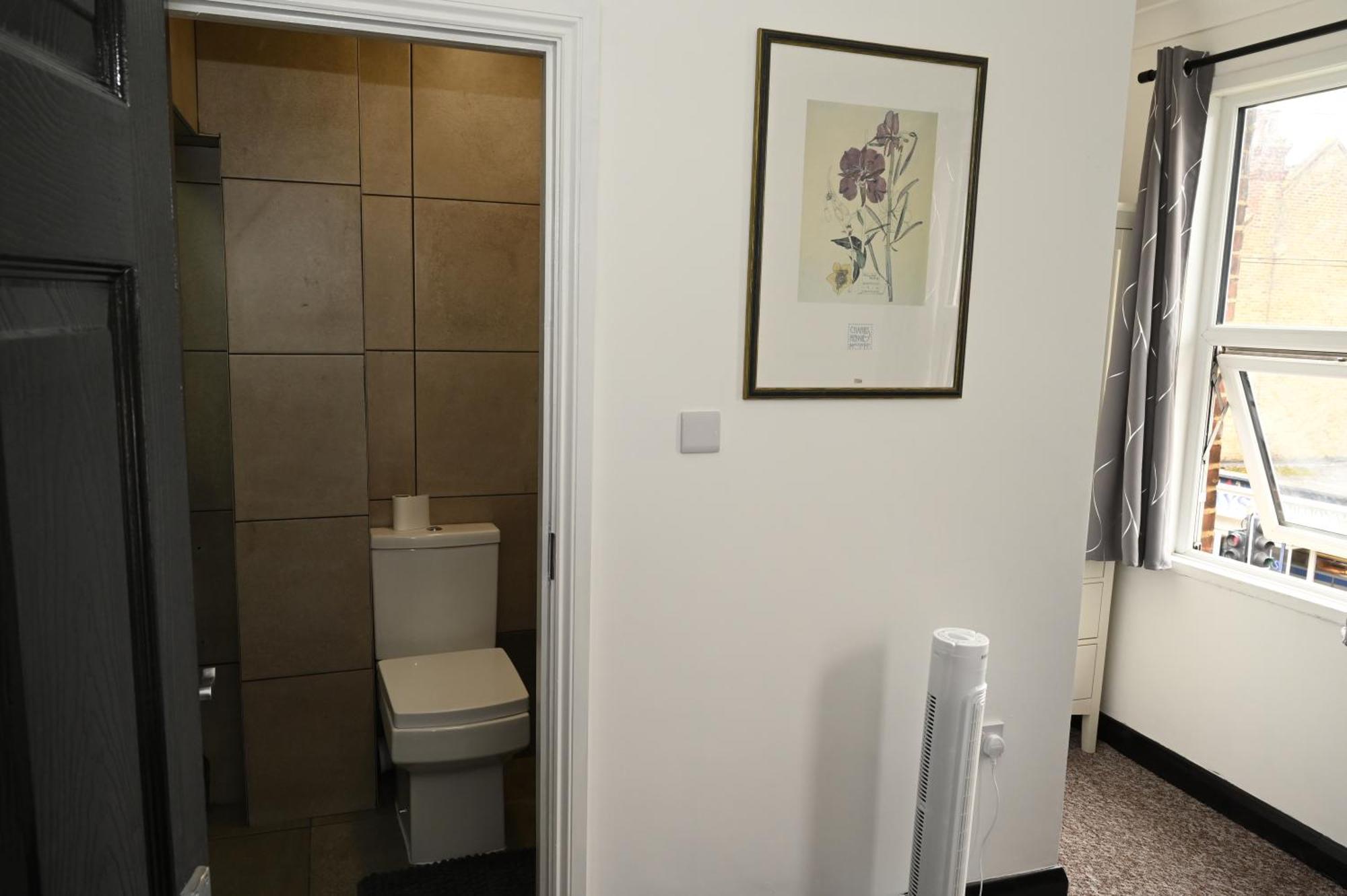 Cozy Luton Apartment Chatham  Luaran gambar