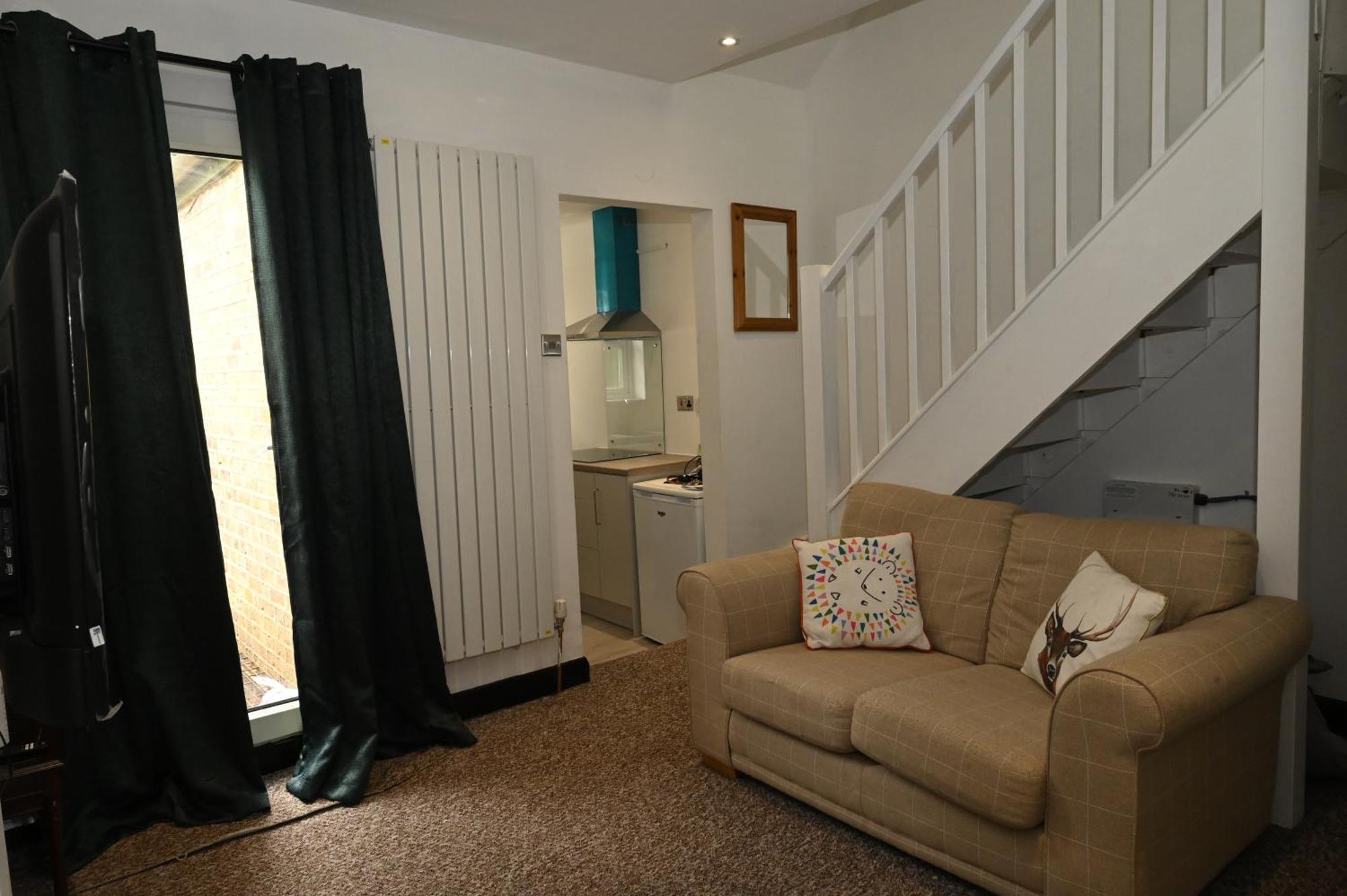 Cozy Luton Apartment Chatham  Luaran gambar