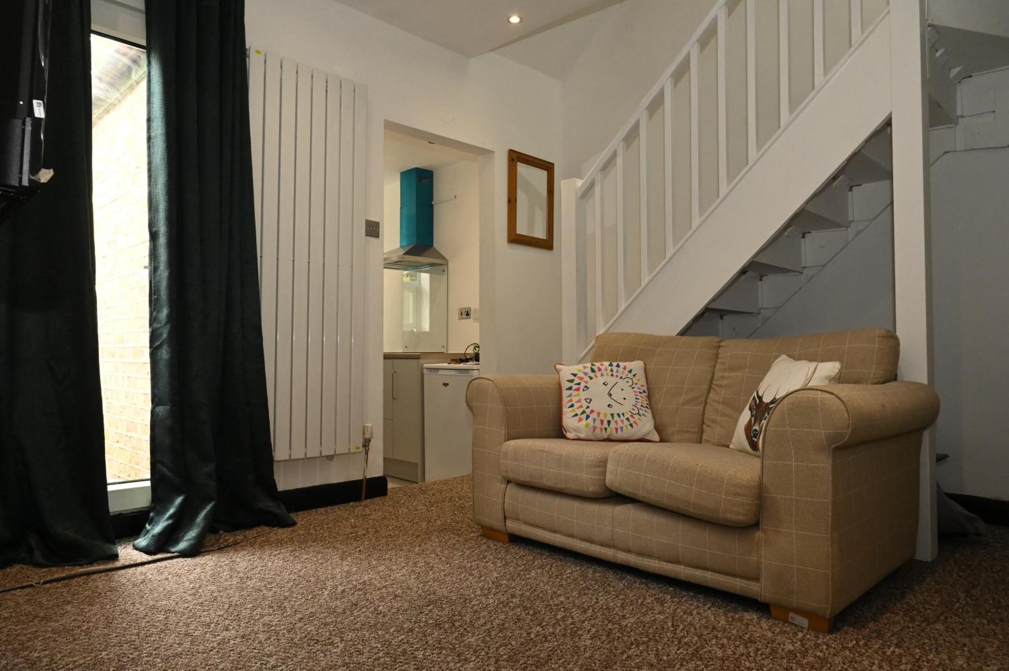 Cozy Luton Apartment Chatham  Luaran gambar