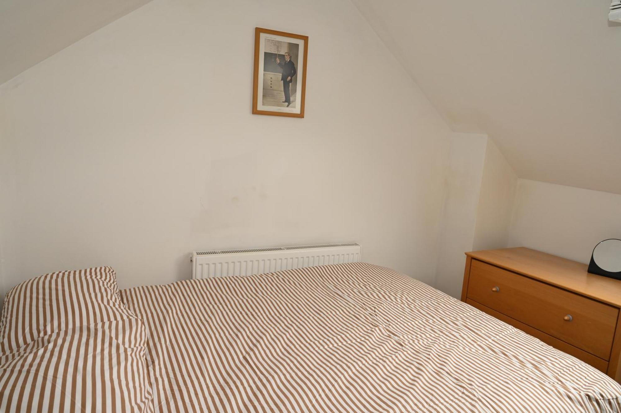 Cozy Luton Apartment Chatham  Luaran gambar